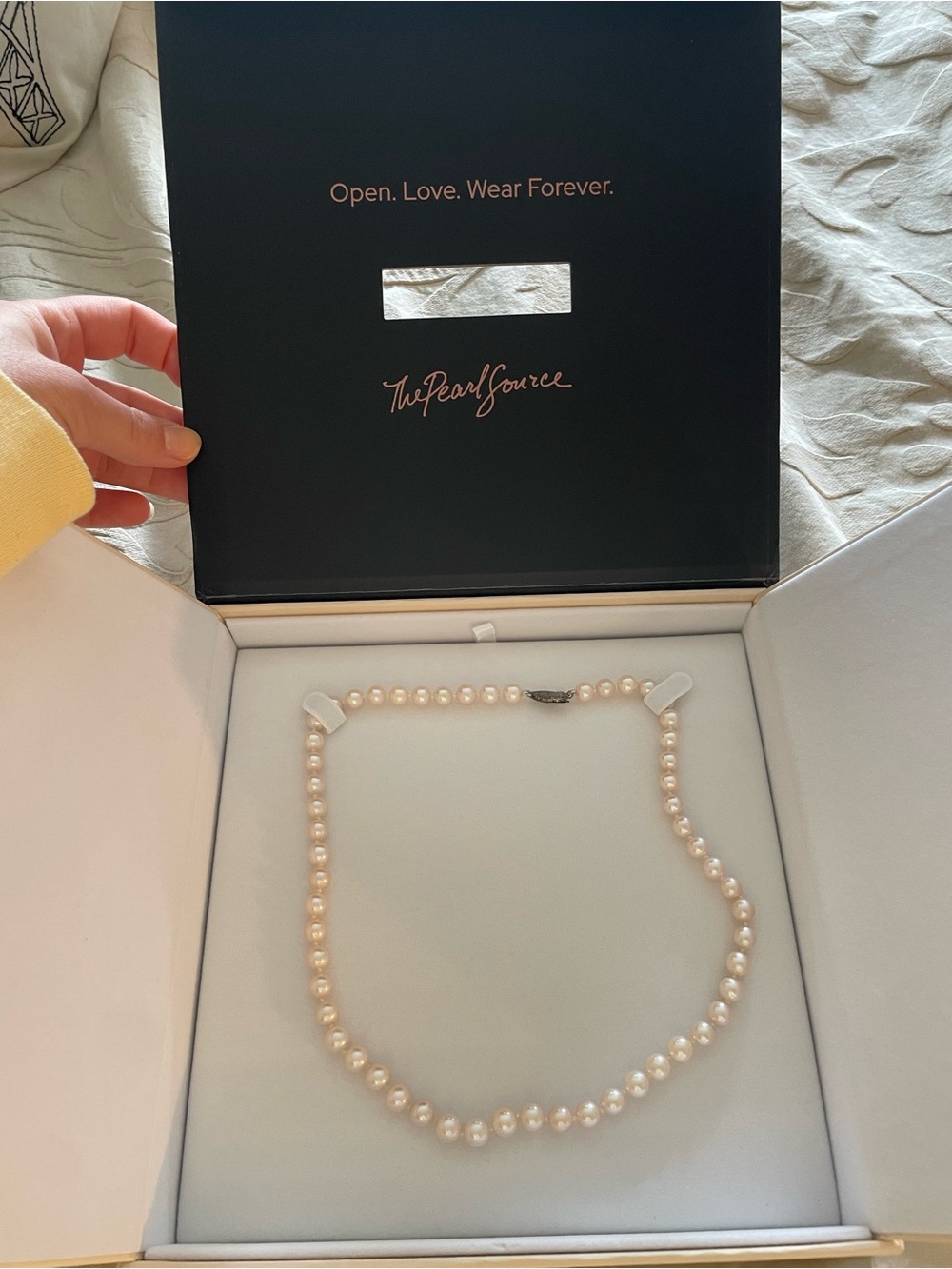 The Pearl Source Pearl Necklace